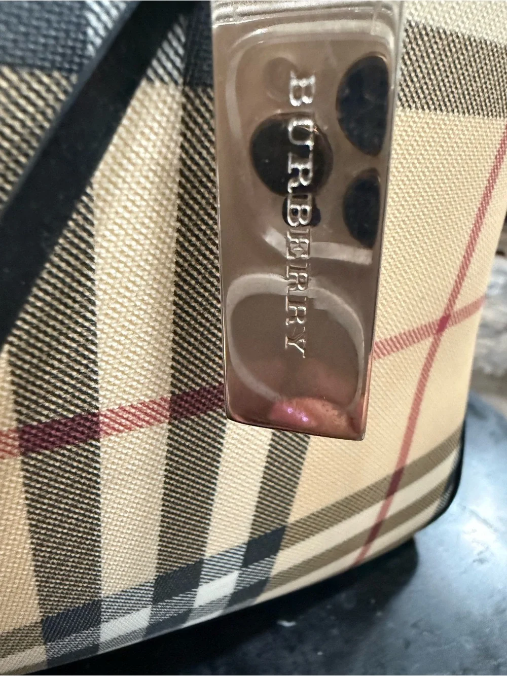 Burberry London Nova Check House Check Bowling Satchel Handbag